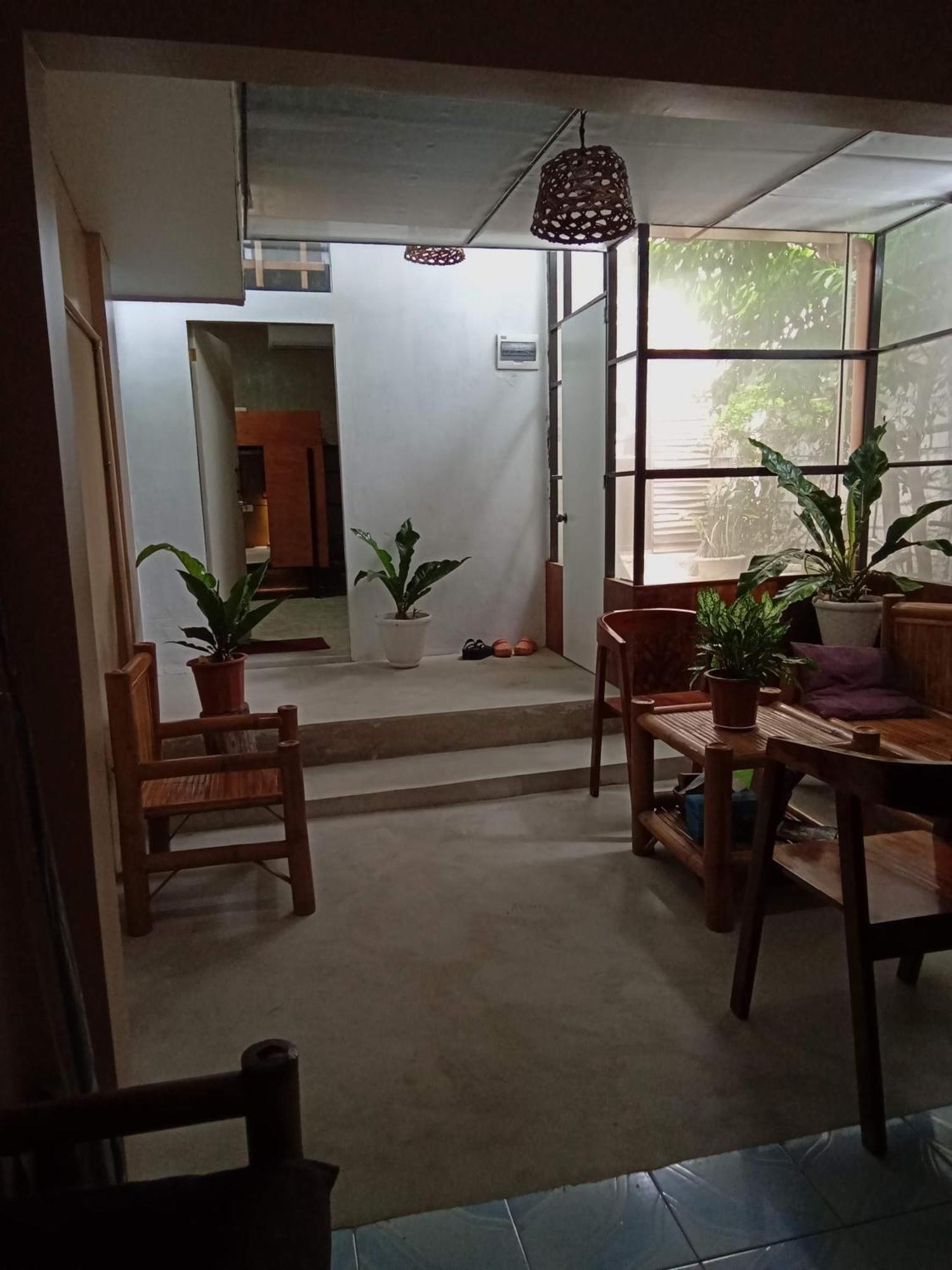 מואלבואל Laguno Hostel And Guest House מראה חיצוני תמונה