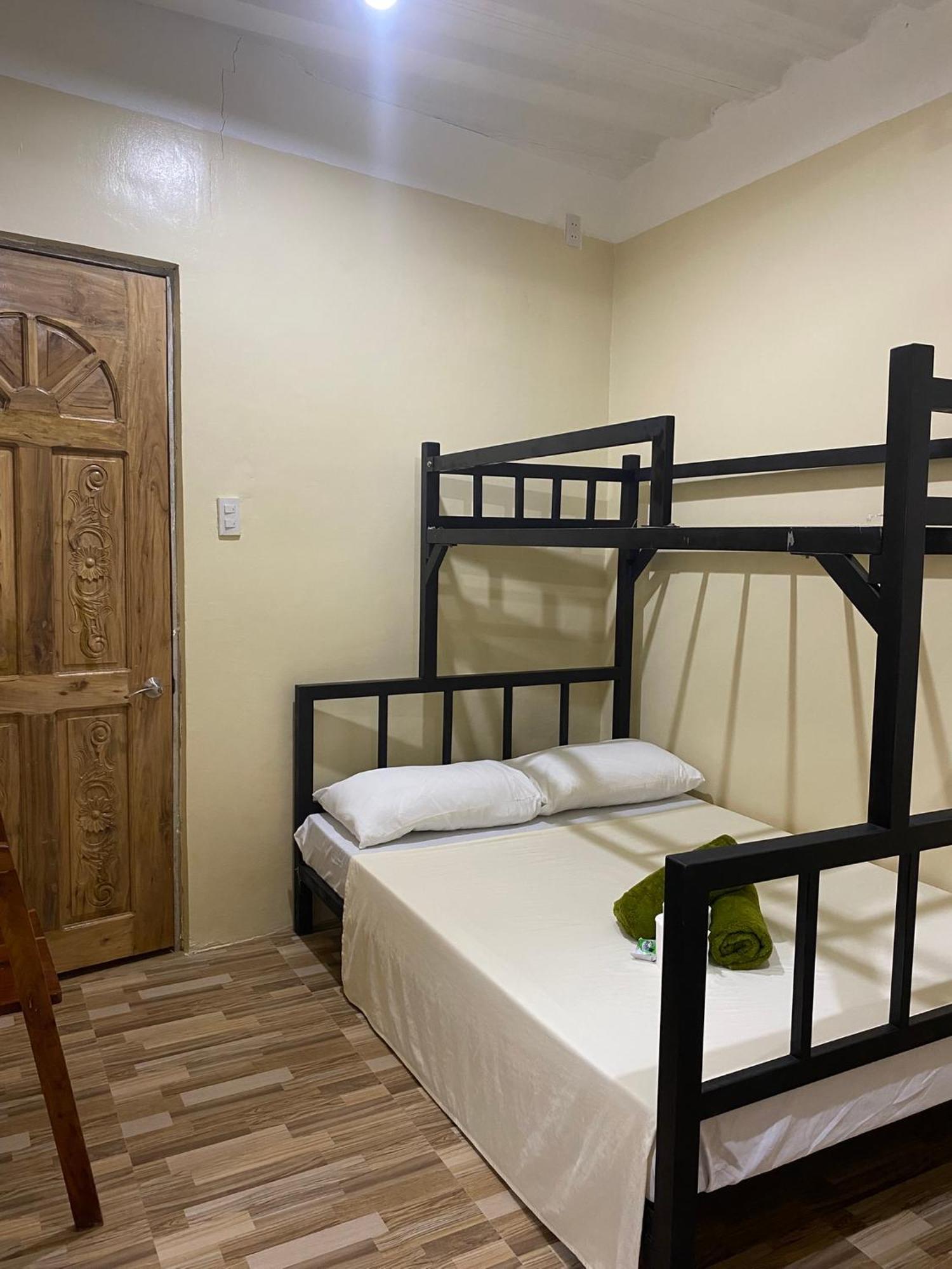 מואלבואל Laguno Hostel And Guest House מראה חיצוני תמונה