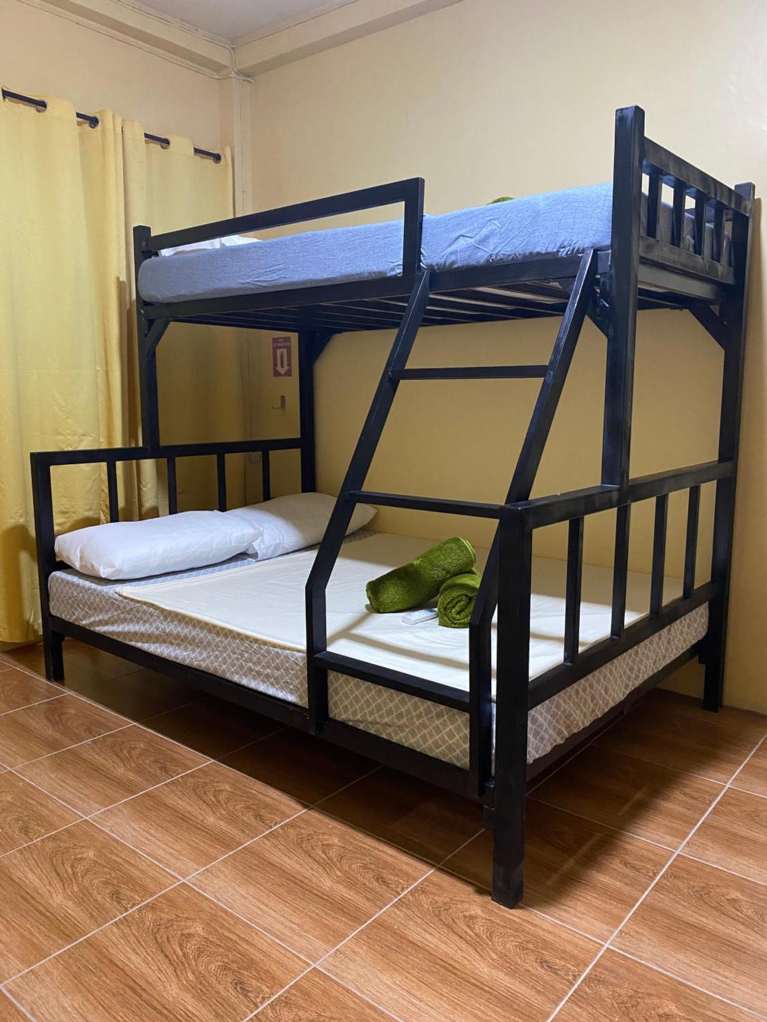 מואלבואל Laguno Hostel And Guest House מראה חיצוני תמונה